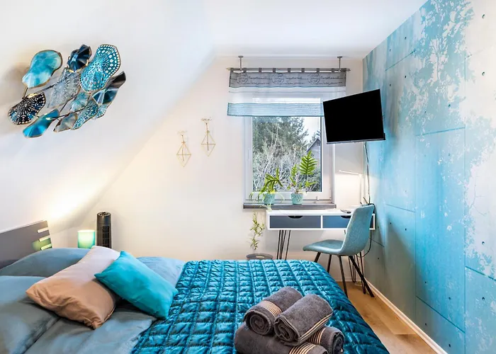 Kirsch בלאנקנהיין